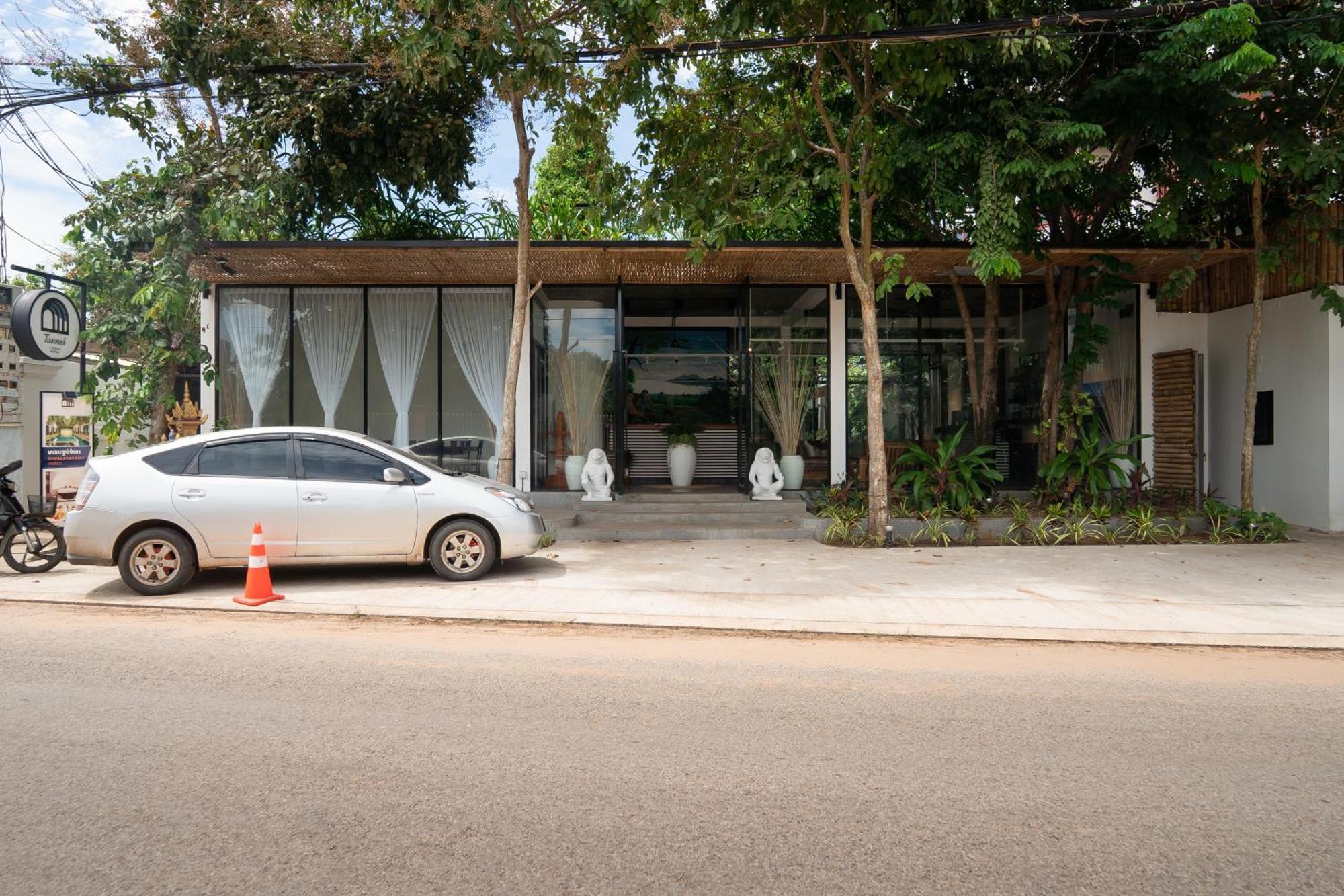 Tunnel Urban Retreat Hotel Siem Reap Ngoại thất bức ảnh